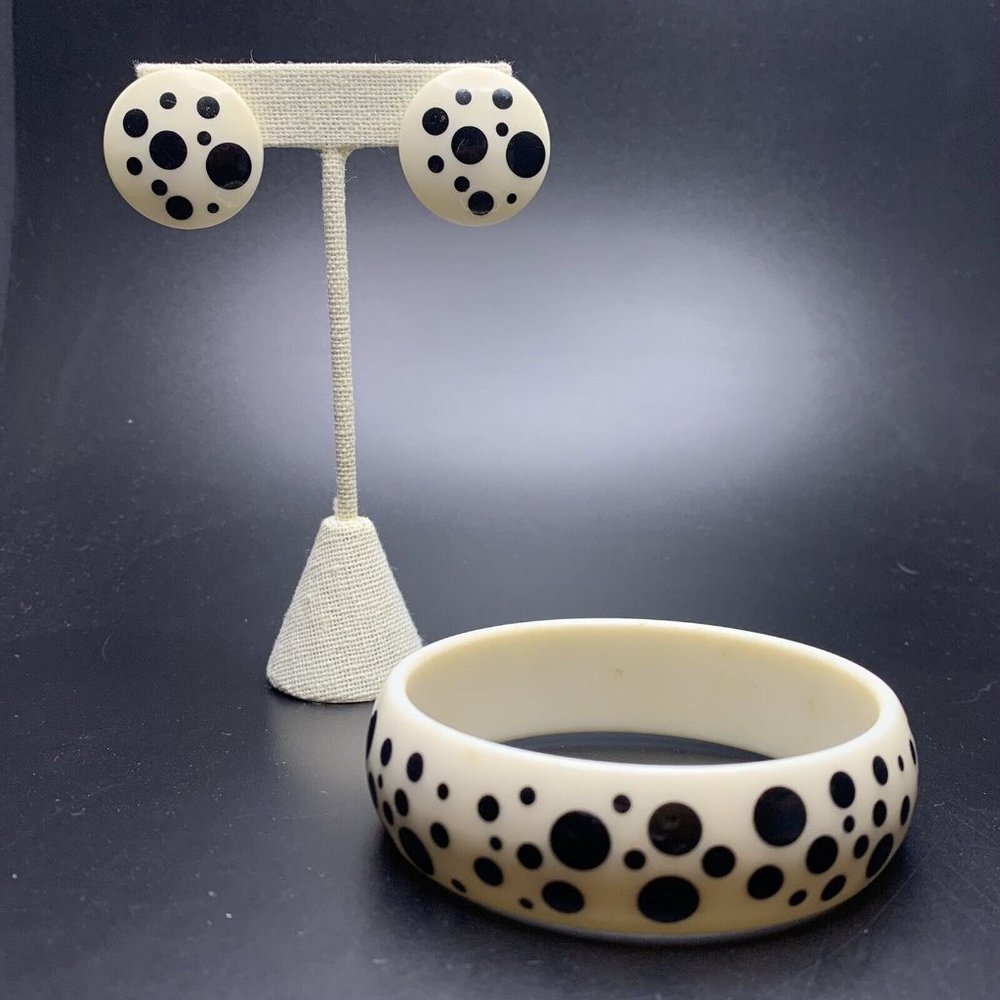 Chunky Plastic Bangle Earrings Set Cream White Black Spotted Dot Pierced Vintage